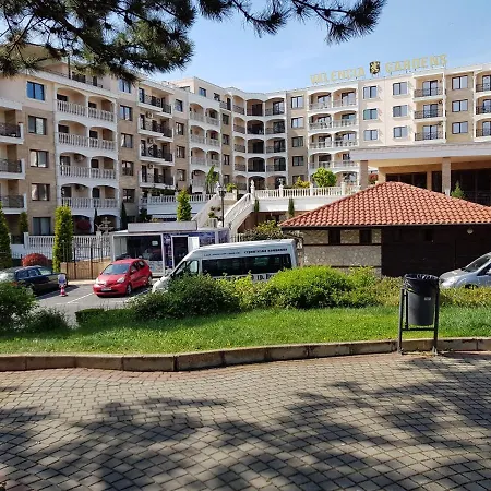 Apartment Valencia Gardens: Luxury Beachfront Nesebar